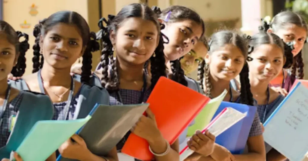 भारत सरकार देश में बेटियों की शिक्षा और उनके भविष्य की सुरक्षा के लिए योजना